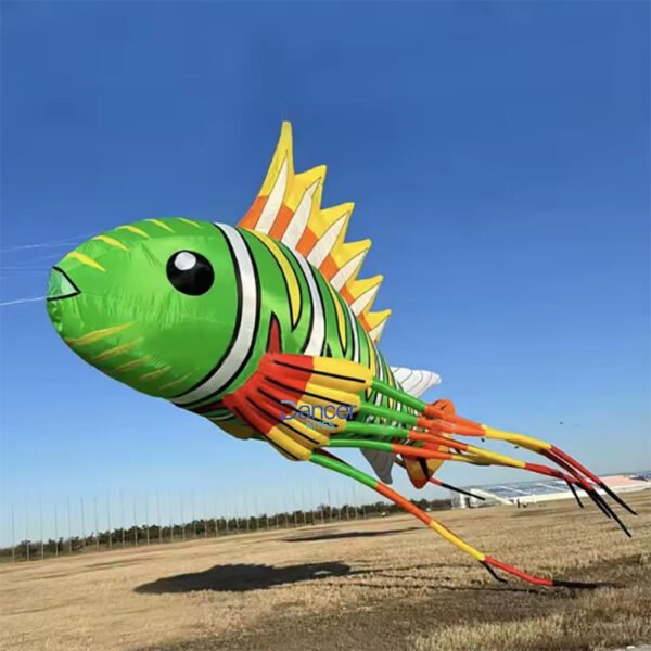 lionfish-kite-pendant