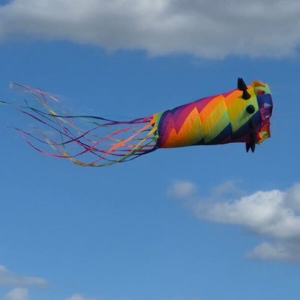 Spikes-Kite-Tails-Spinner-Line-Laundry
